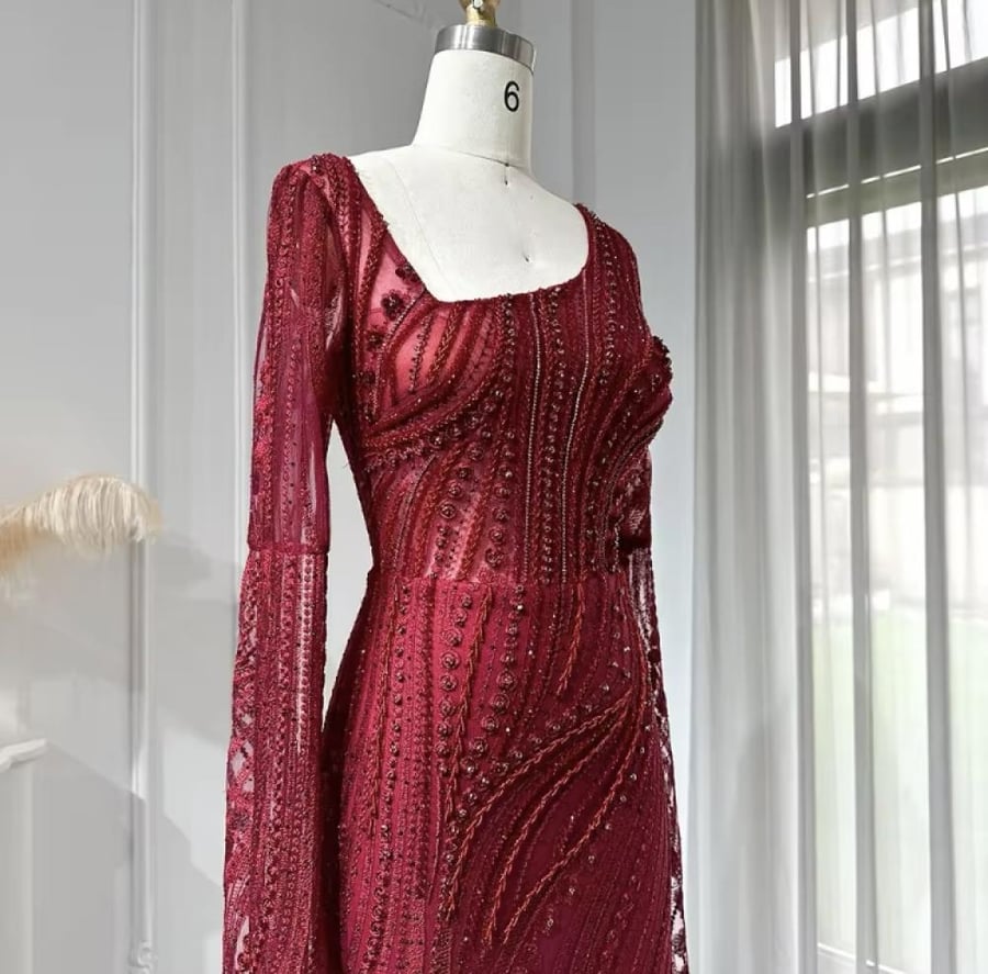 Dress mask with full embroidery with sleeves cape