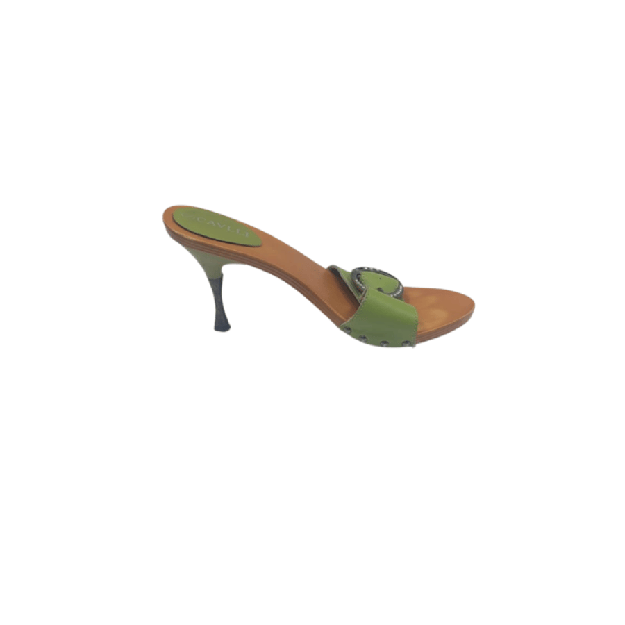 Women's heel shoe mall with wooden sole