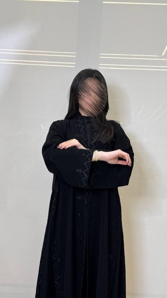 عباية حنان بقماش كوبرا كسرات جنب