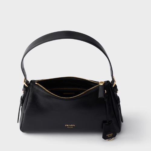 حقيبة كتف Prada Aimée متوسطة من الجلد