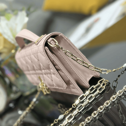 حقيبة My Dior Top Handle من جلد الخروف بنقشة Cannage