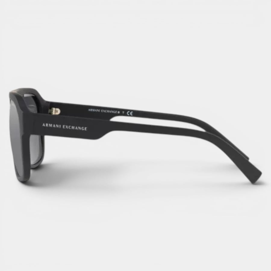 نظارة شمسية ماركة ARMANI EXCHANGE موديل AX  4074S 8078/6G 3N