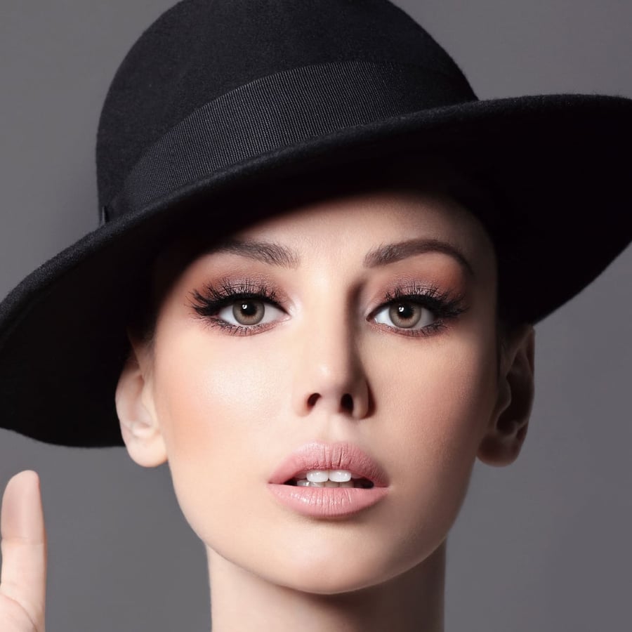 عدسات ملونة شهرية ديفا موون Diva Contact Lenses Moon