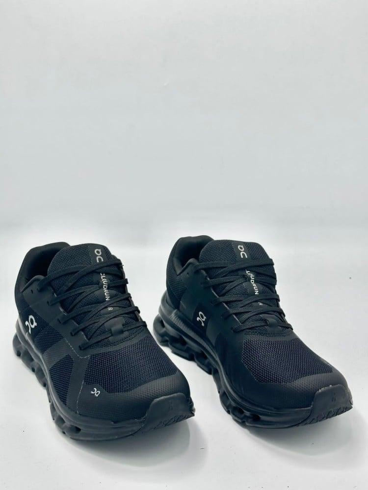 حذاء | ON Cloudrunner Black