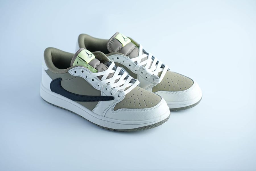 حذاء Jordan Low Golf بتصميم عصري أنيق
