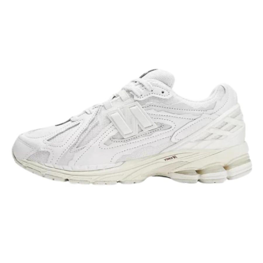حذاء | New Balance White Runner