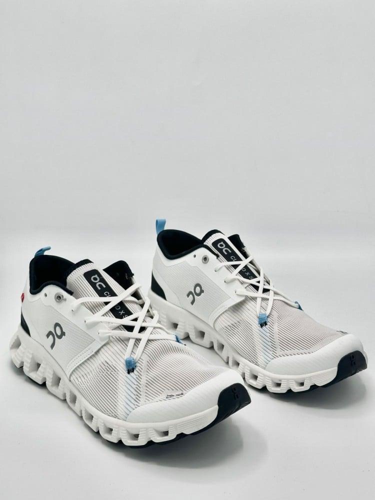حذاء | ON RUNNING Cloud X 3 White Black
