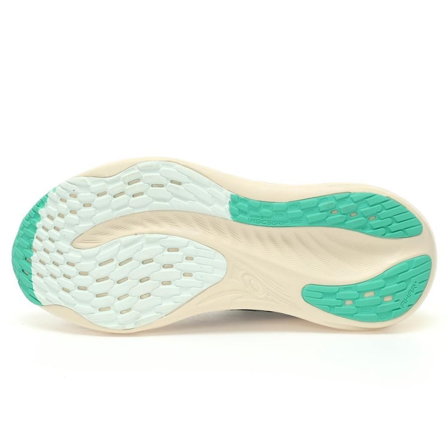 حذاء ASICS GEL-NIMBUS 26 – إصدار SAPPHIRE/LIGHT BLUE المميز