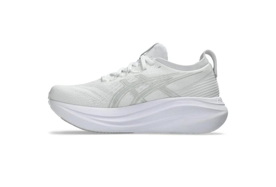 حذاء ASICS GEL-NIMBUS 27 – إصدار White/Glacier Grey الفاخر