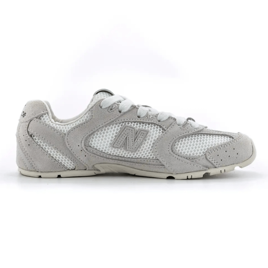 حذاء | W Logo Grey Suede