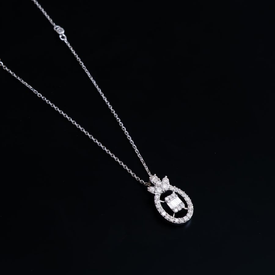 عقد ألماس