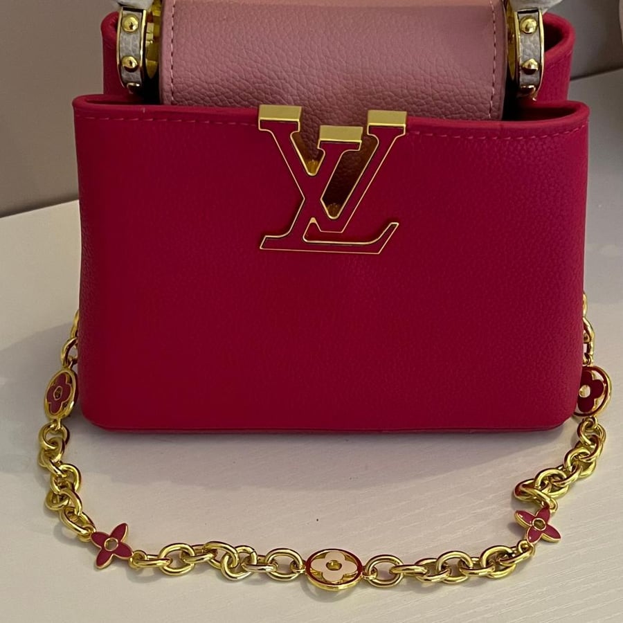 LV Pink غامق