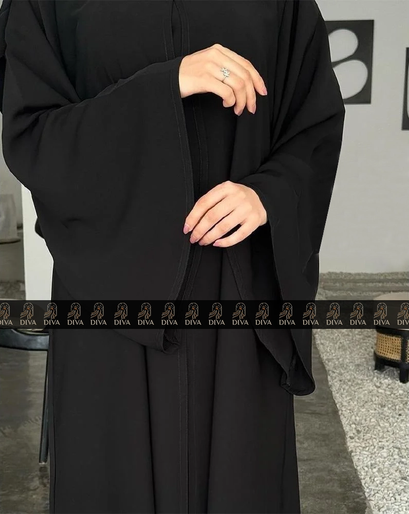 عباية كم واسع بتصميم راقي