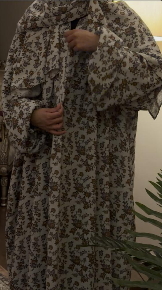 شرشف صلاة قطن مشجر رمادي فاتح سحاب مع جيوب مخفية يناسب جميع المقاسات (فري سايز)