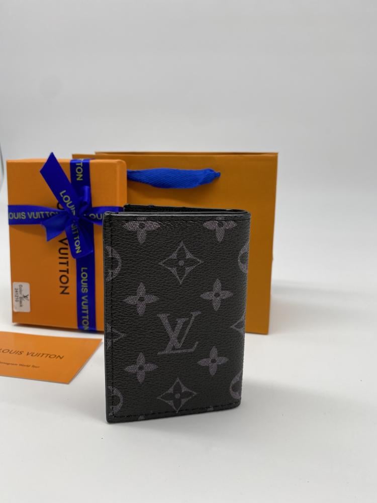 Louis Vuitton LV wallet with its accessories
