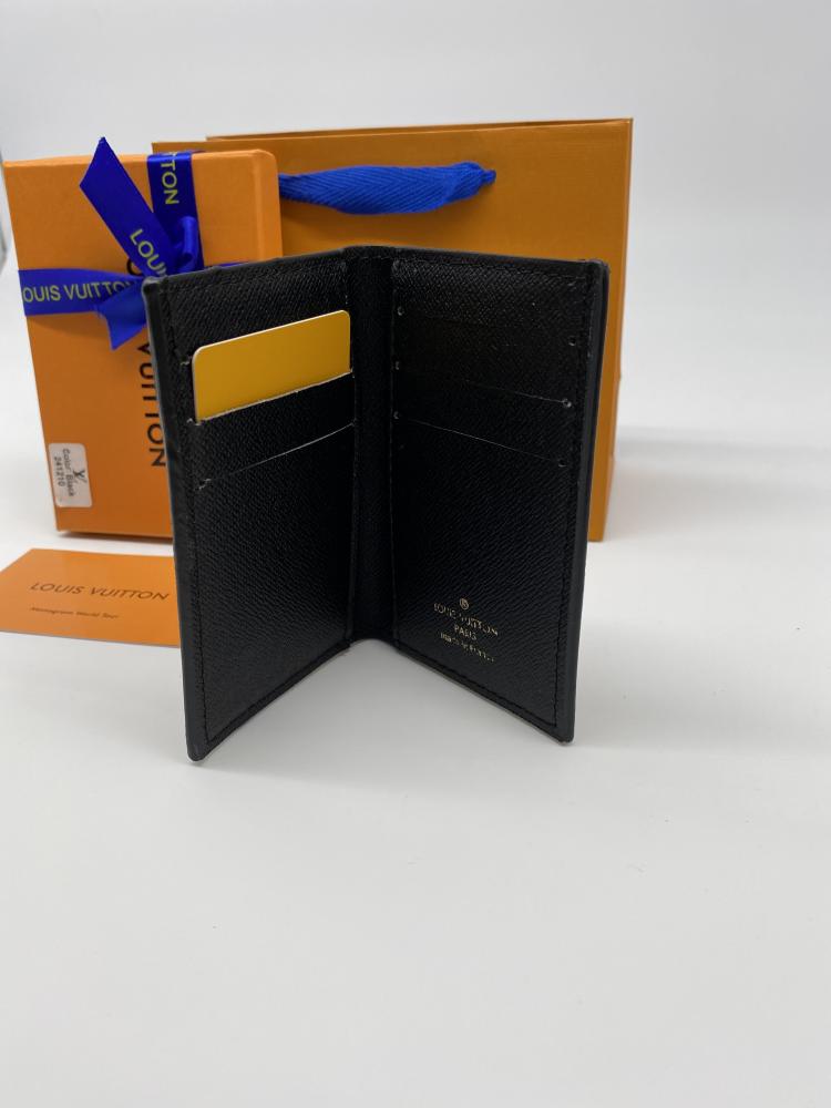 Louis Vuitton LV wallet with its accessories