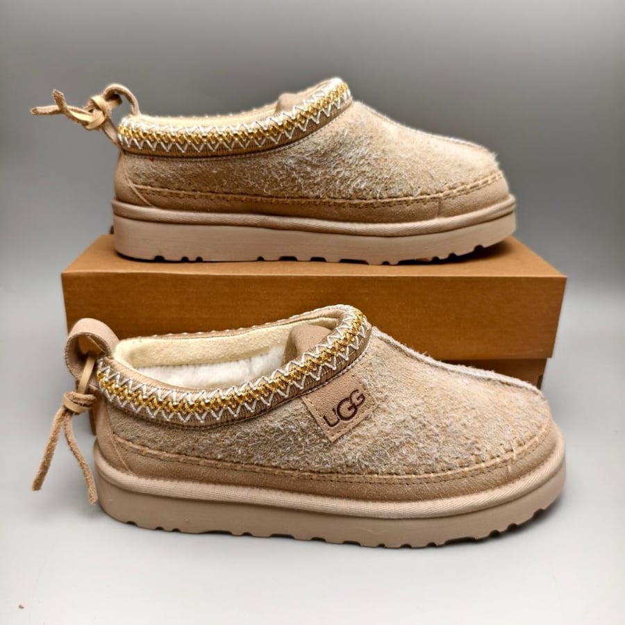 سليبر UGG شتوي باالون البيج