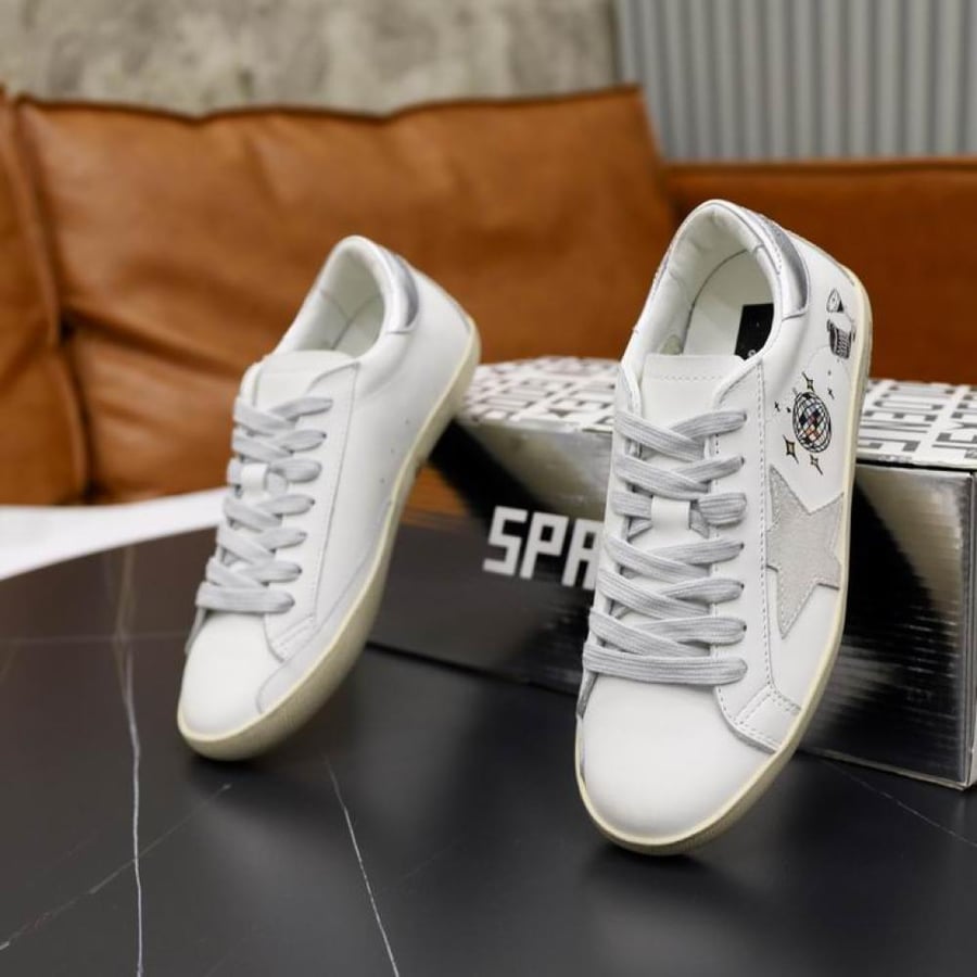 حذاء سنيكرز جولدن جوس Golden Goose