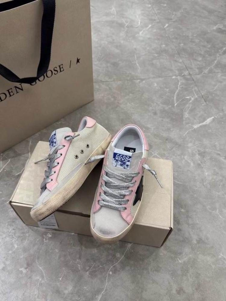 حذاء سنيكرز جولدن جوس Golden Goose