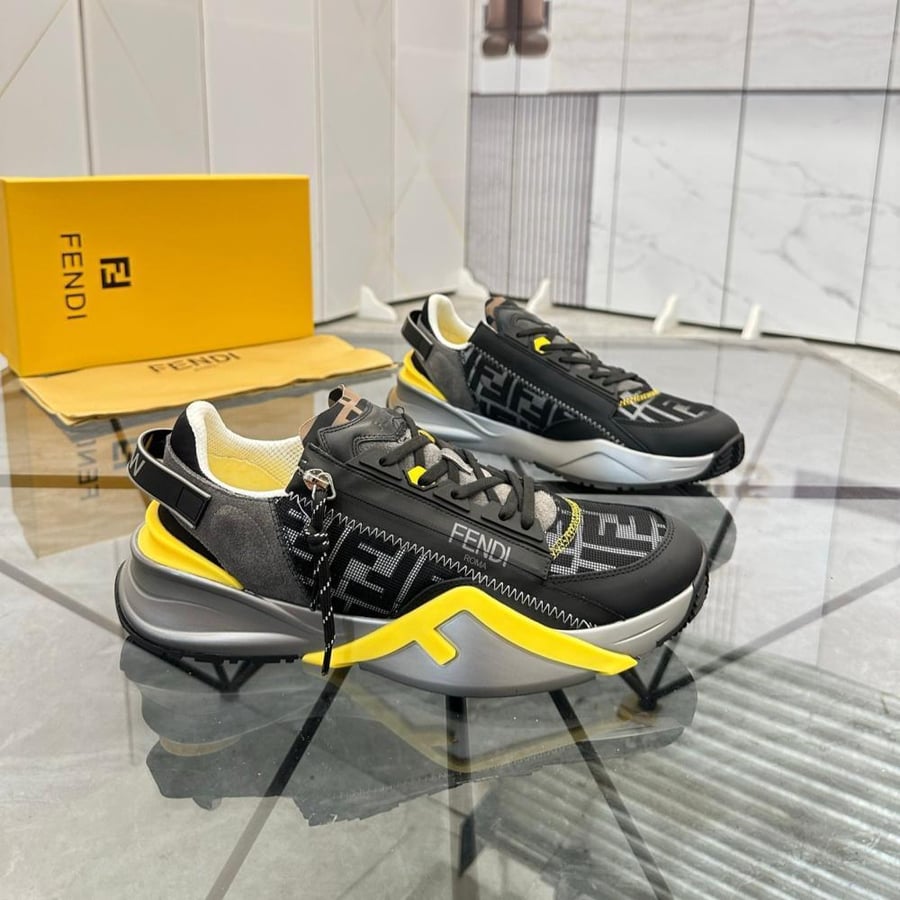 حذاء سنيكر فيندي فلو رجالي