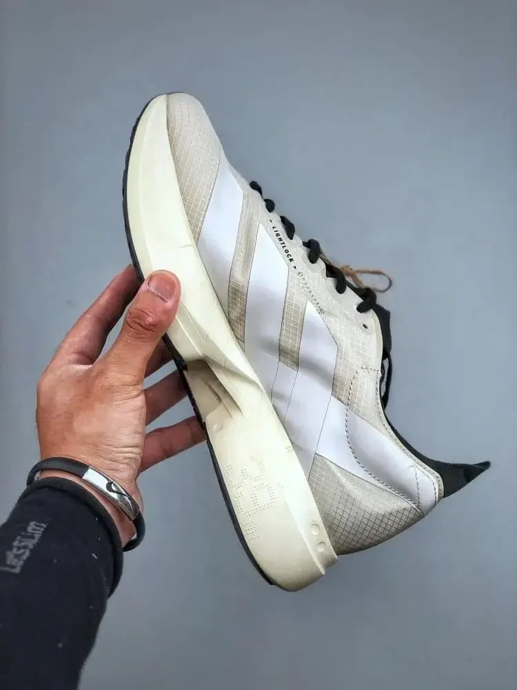 حذاء Adidas Adizero Adios Pro 4 — إصدار ١٣