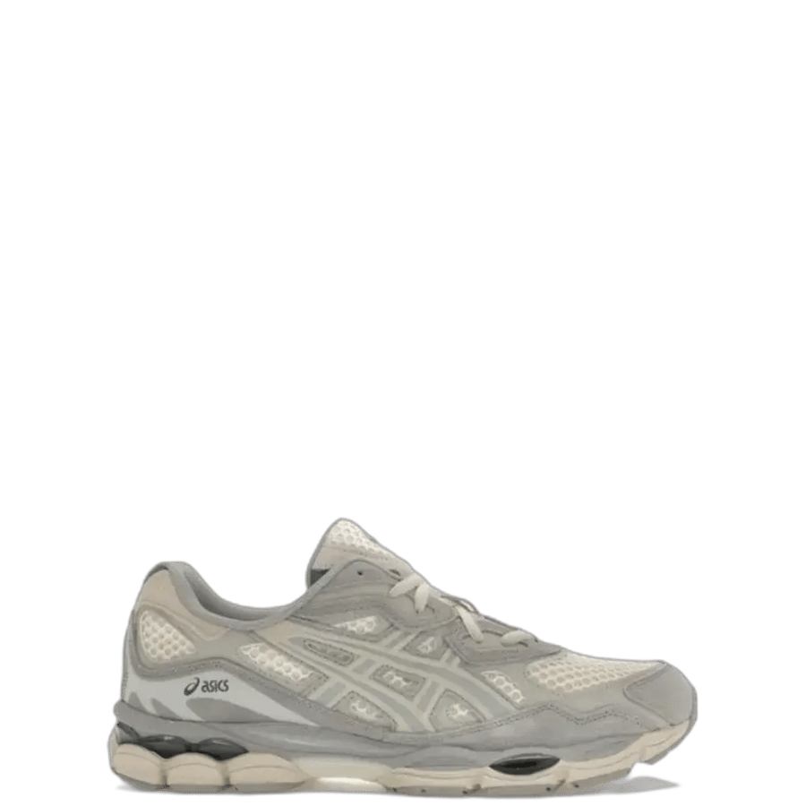 حذاء ASICS