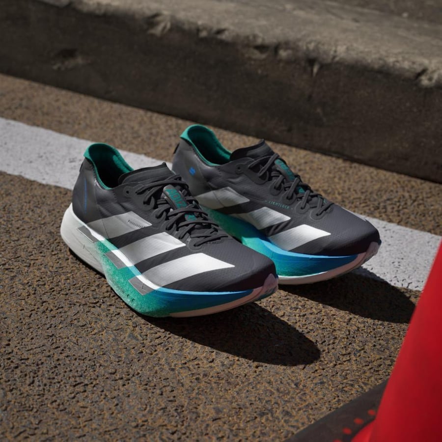 ADIDAS حذاء اديداس اديزيرو ايفو اس ال EVO SL — إصدار ٤