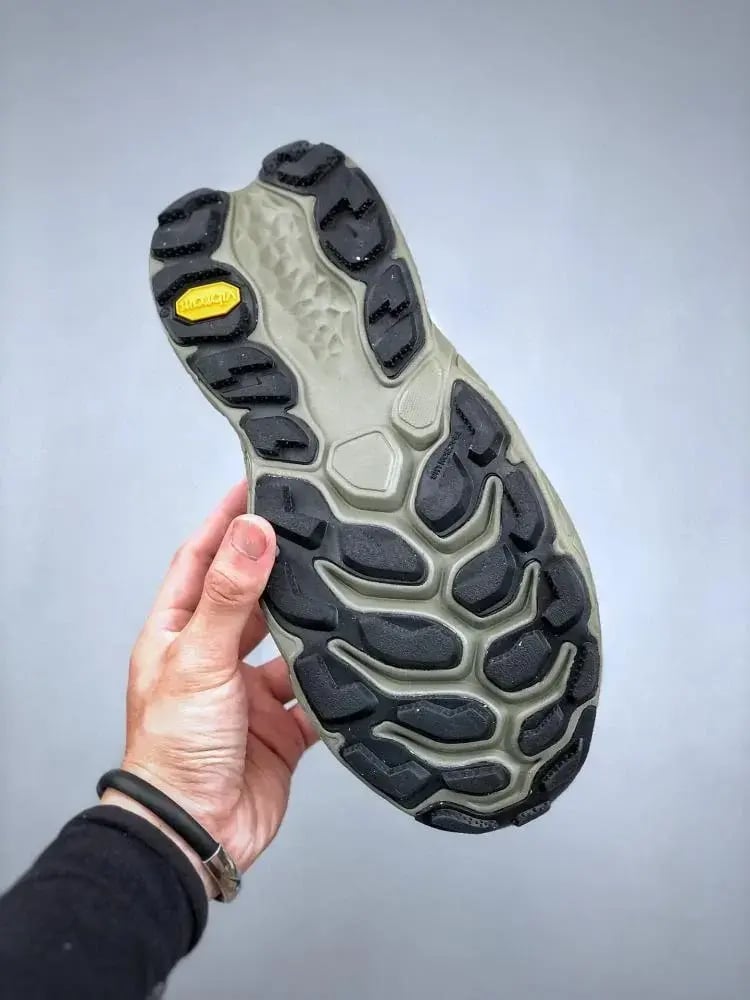 حذاء New balance Fresh Foam Trail More v3 — إصدار ٥