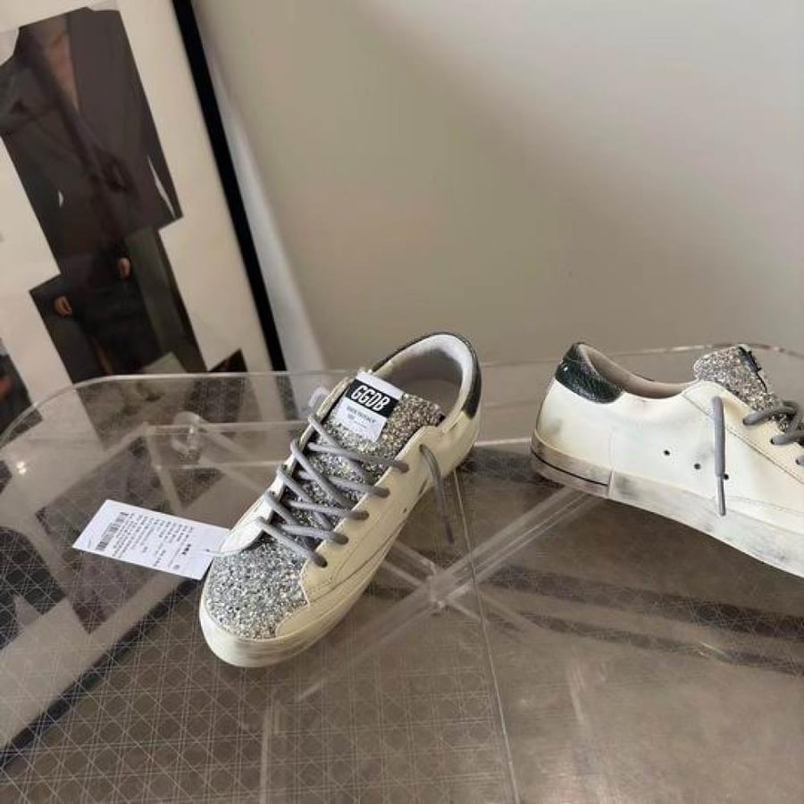 حذاء سنيكرز جولدن جوس Golden Goose