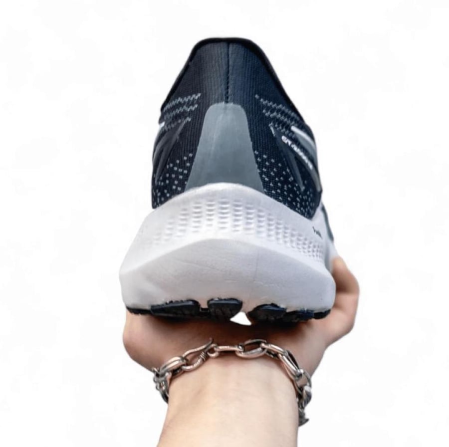 حذاء ASICS أسكس | GT-2000 12