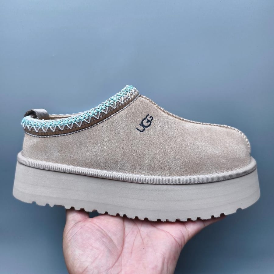 سليبر UGG شتوي