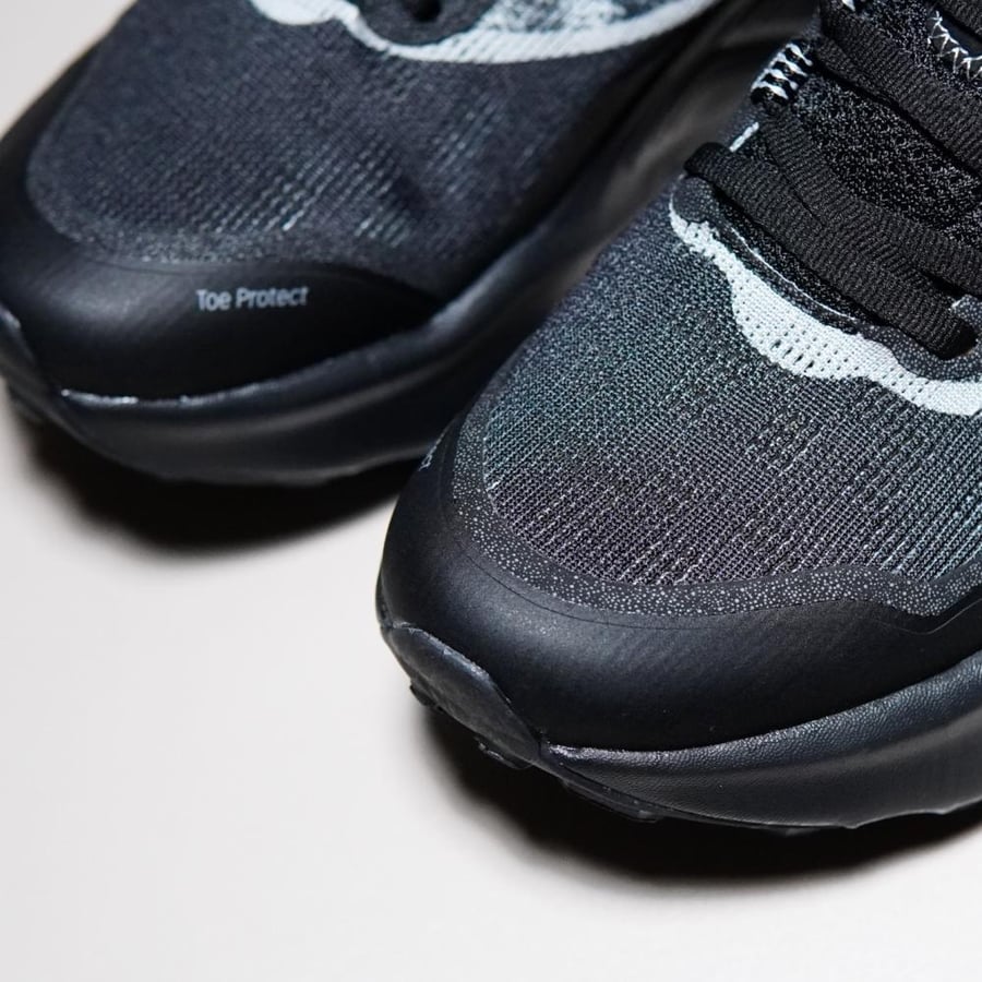 حذاء New Balance Fresh Foam X Hierro V9 — إصدار ٣٠