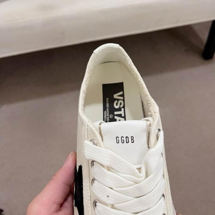 حذاء سنيكرز جولدن جوس Golden Goose
