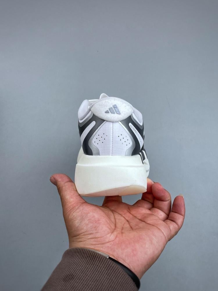 حذاء Adidas Adizero Evo SL — إصدار ٩