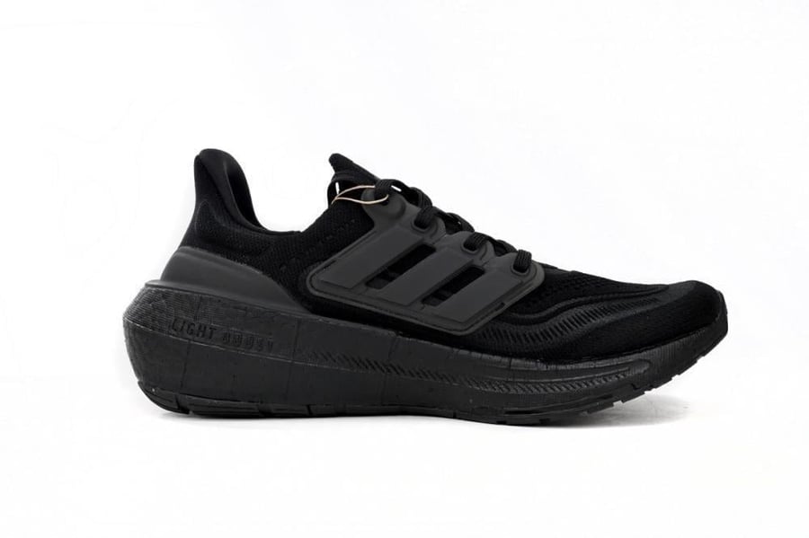حذاء اديداس الترا بوست 2023 adidas ultra boost — إصدار ٧