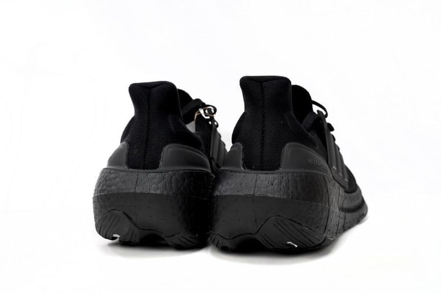 حذاء اديداس الترا بوست 2023 adidas ultra boost — إصدار ٧