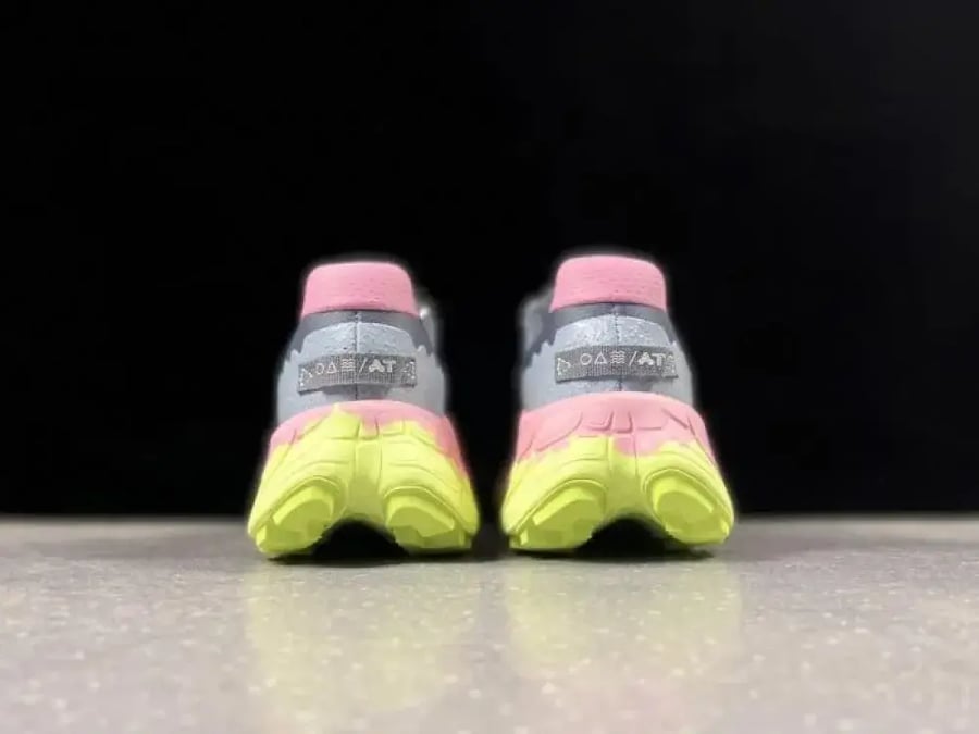حذاء New Balance Fresh Foam Trail More V3 — إصدار ٣٥