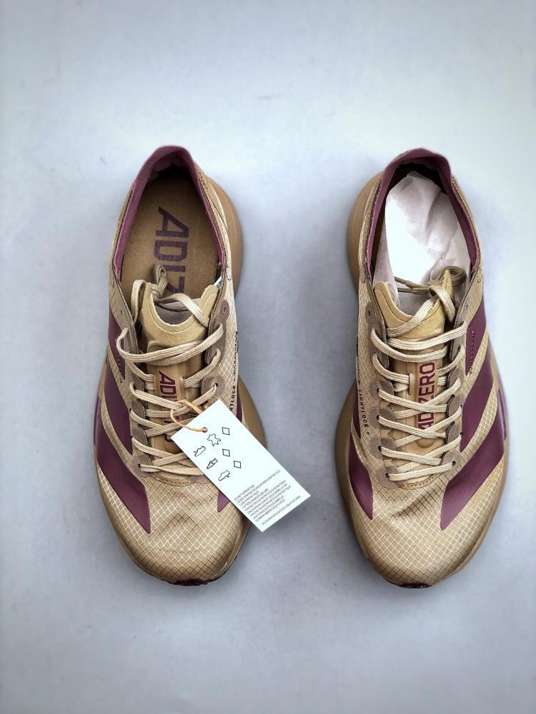 حذاء Adidas Adizero Adios Pro 4 — إصدار ١٤