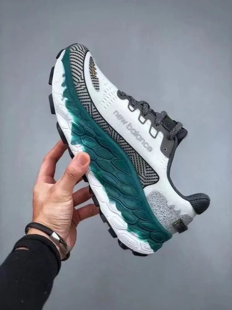 حذاء New Balance Fresh Foam Trail More V3 — إصدار ٢٢
