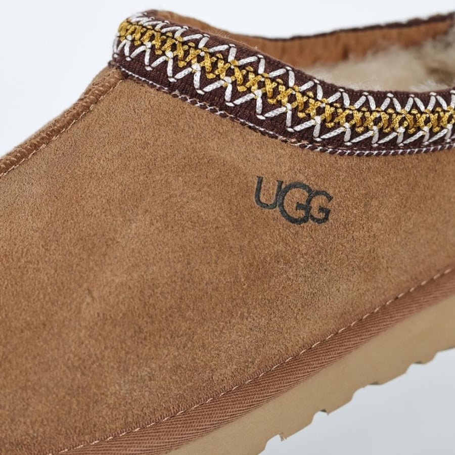 سليبر UGG باللون بني كستنائي