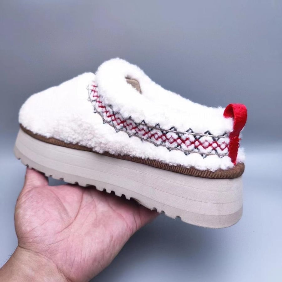 سليبر UGG شتوي فرو ابيض