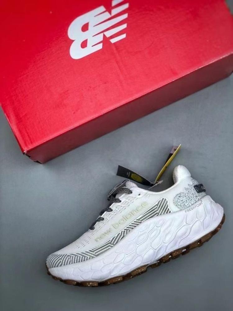 حذاء New Balance Fresh Foam Trail More V3 — إصدار ٢٣