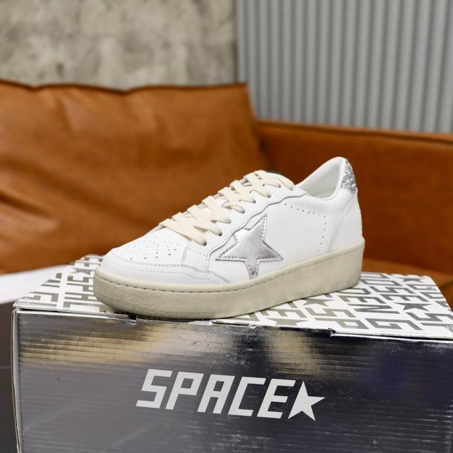 حذاء سنيكرز جولدن جوس Golden Goose