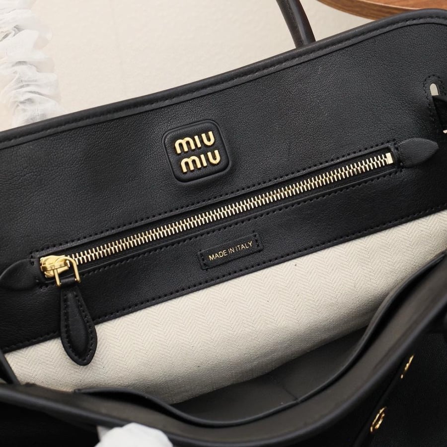 Miu Miu size 40cm
