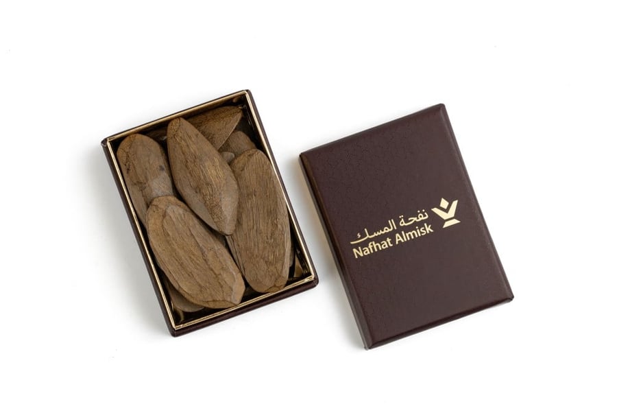 A oud with a touch of perfumed musk