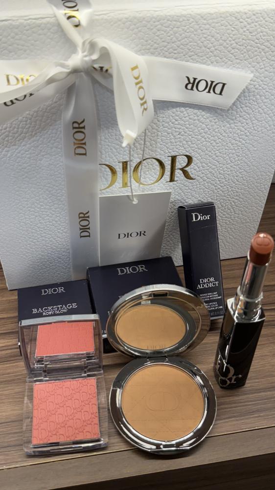 كومبو من Dior