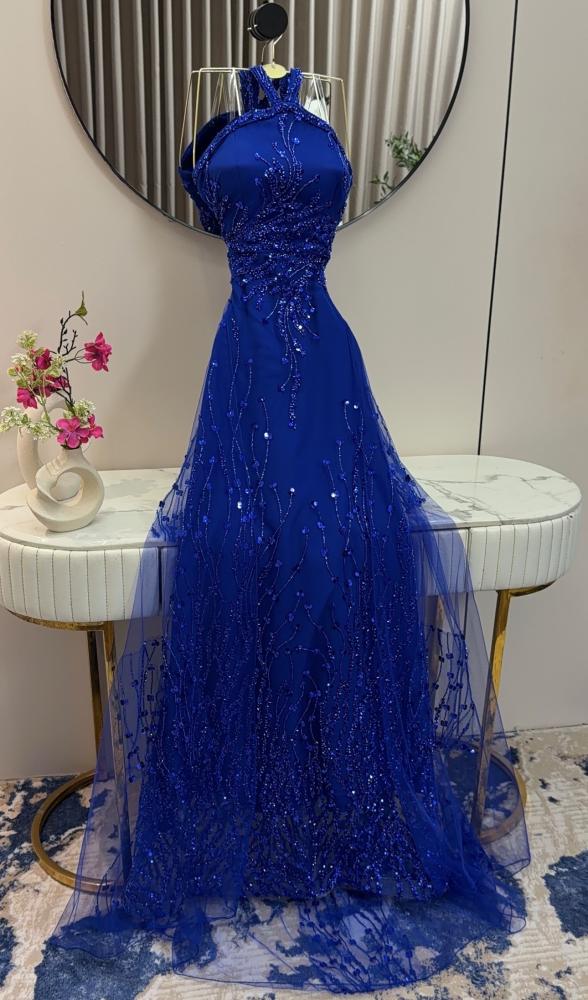 فستان ابتهال