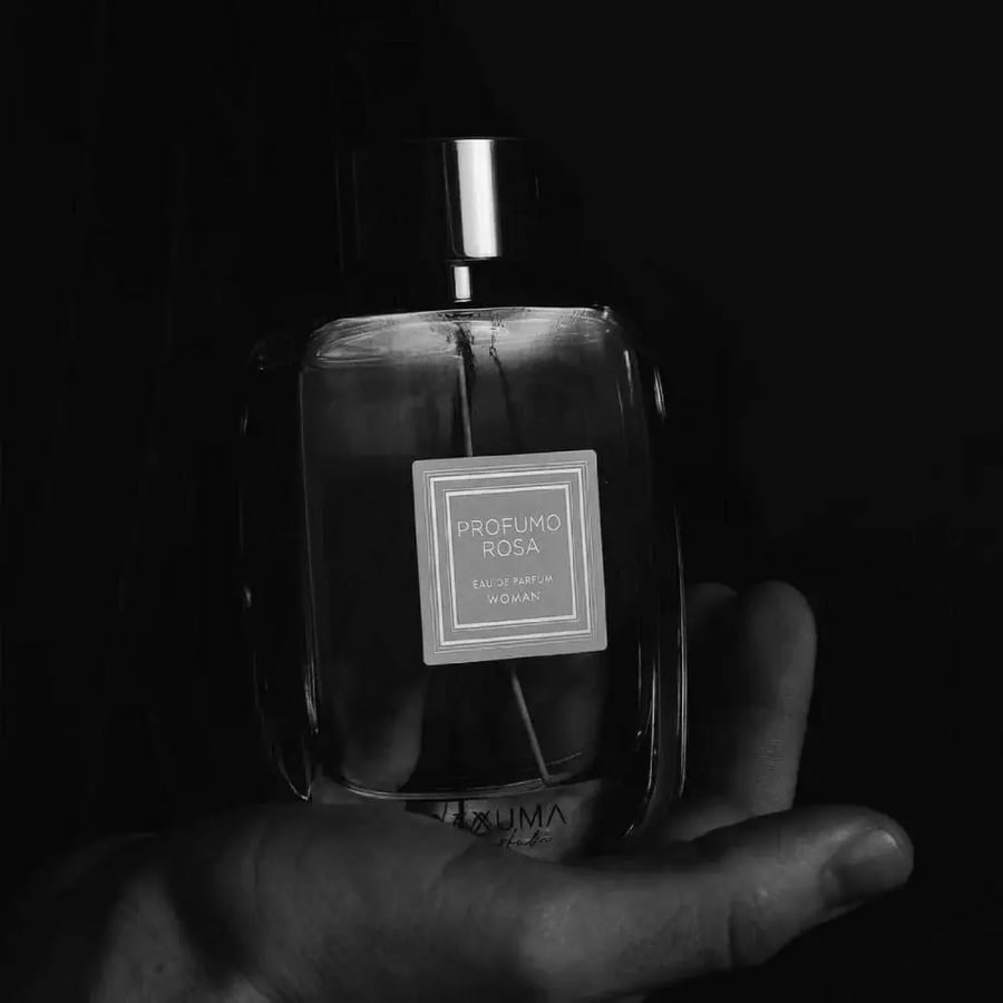 عطر بورفيومو روزا وومن من اكسوما بارفيومز أو دو برفيوم للنساء 100 مل