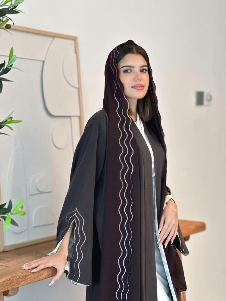 لينن مغسول  مع قطعه مشجرة من الداخل تطريز قصب