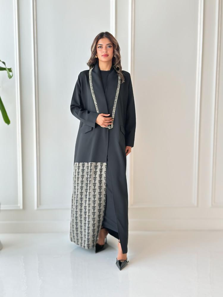 Embroidered blazer with threads